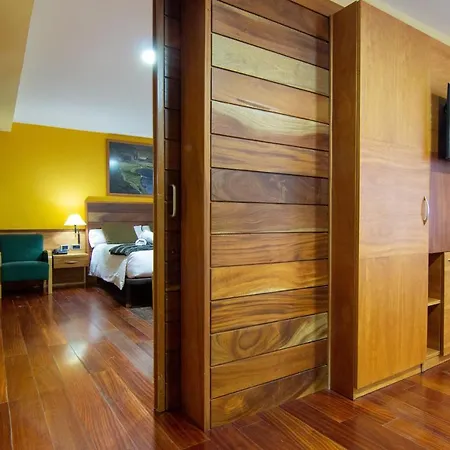 Hotel Vall De Nuria 3*