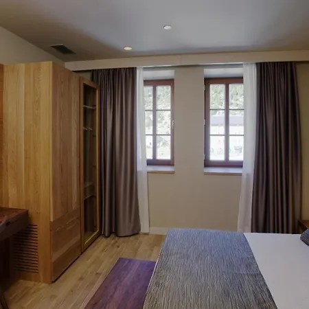 Vall De Nuria Hotel