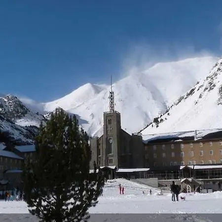 Vall De Nuria Hotel
