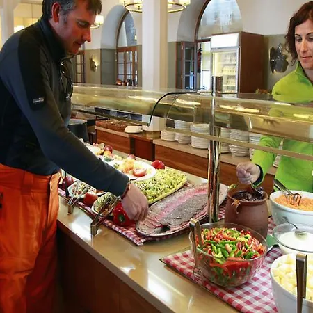 Hotel Vall De Nuria 3*