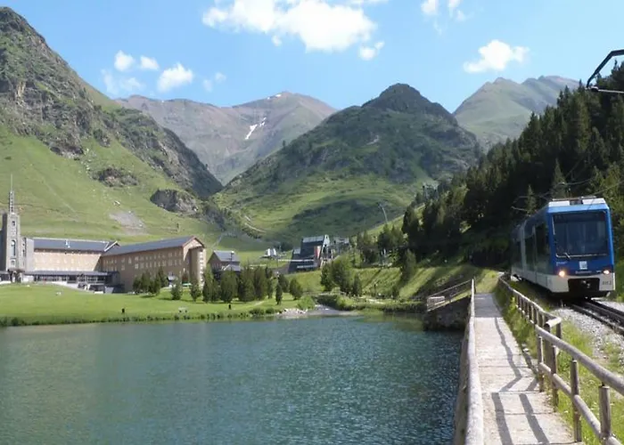 Vall De Nuria فندق 3*